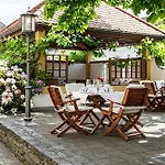 Hotel Moser *