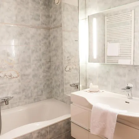 Moser Hotel